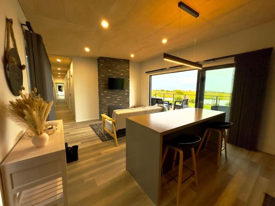 Luxury Absolute Ocean View Lodge Waverley Town District 外观 照片
